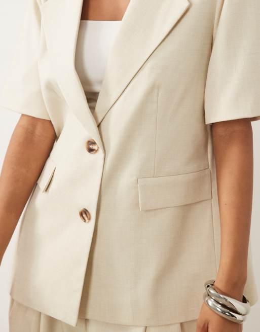 Nobody's Child deep v-neck tailored boyfriend blazer co-ord in cream, 3 of 4