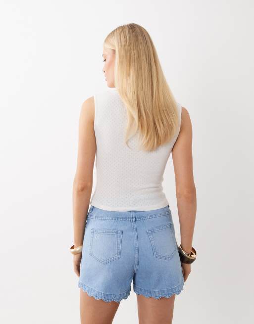 Nobody's Child denim scallop hem shorts in light blue wash, 5 of 5