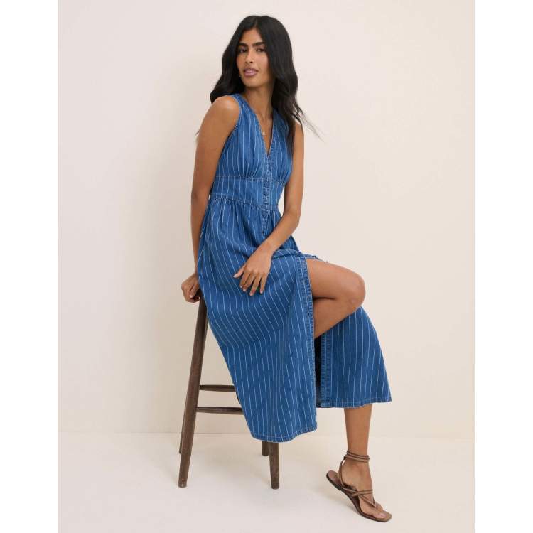 green pinstriped starlight midi dress Mint Green Sleeveless V-Neck Starlight Midi Dress