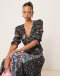 [Nobody's Child] Nobody's Child Dido floral button blouse in black (part of a set) 16 Black ditsy