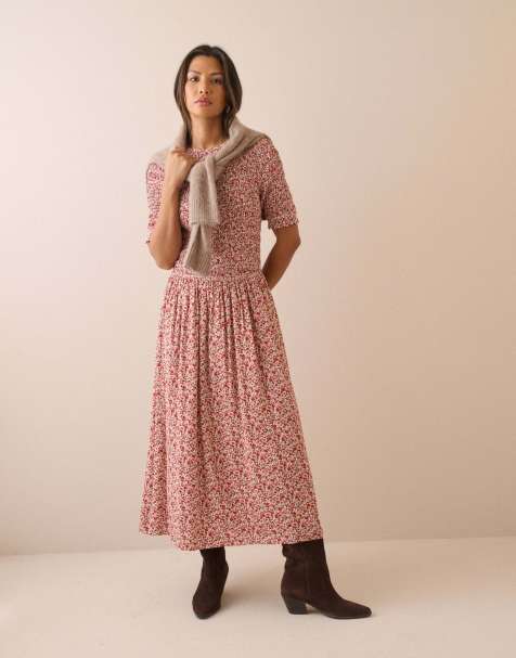 Nobody's Child Ditsy floral shirred shay midi dress in multi - view 1