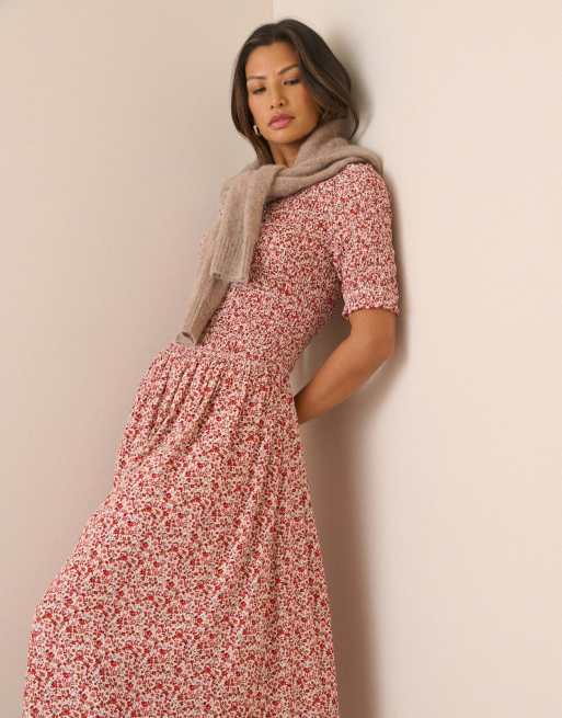 Nobody's Child Ditsy floral shirred shay midi dress in multi, 5 of 5