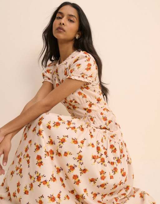 Nobody's Child Ditsy floral tiered dara midi dress in cream, 4 of 5