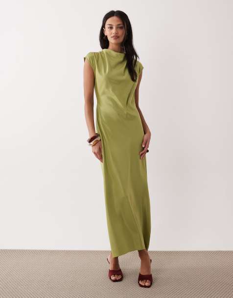 Nobody's Child – Eden – Satin-Maxikleid in Olivgrün mit Kappärmeln und Wasserfallausschnitt - view 1