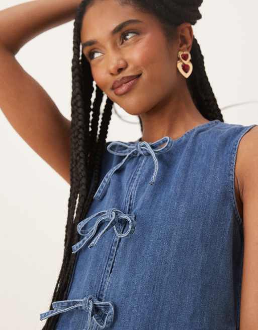 Nobody's Child Eden sleeveless denim midi dress in mid blue, 4 of 4
