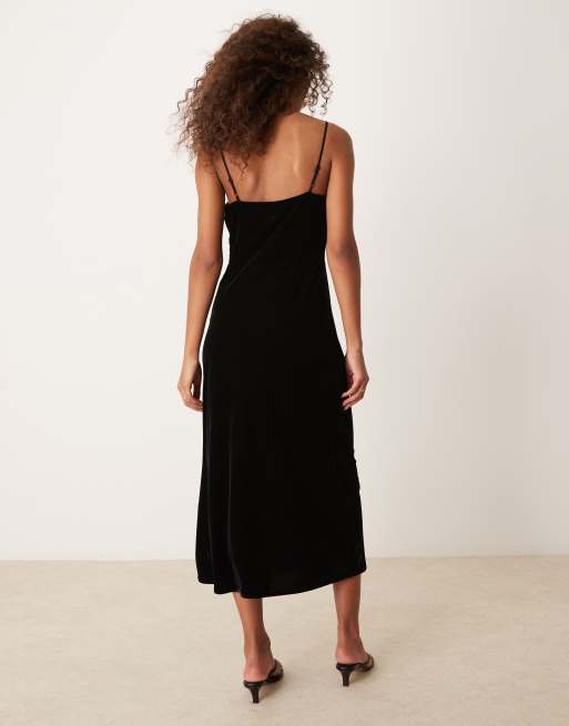 Nobody's Child Eliana bow front midi dress in black