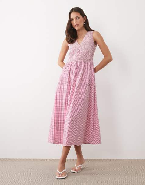 Nobody's Child Eliza cotton rich shirred bodice midi dress in pink gingham - view 1