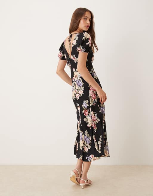 Nobody's Child Ella puff sleeve midi dress in Black floral
