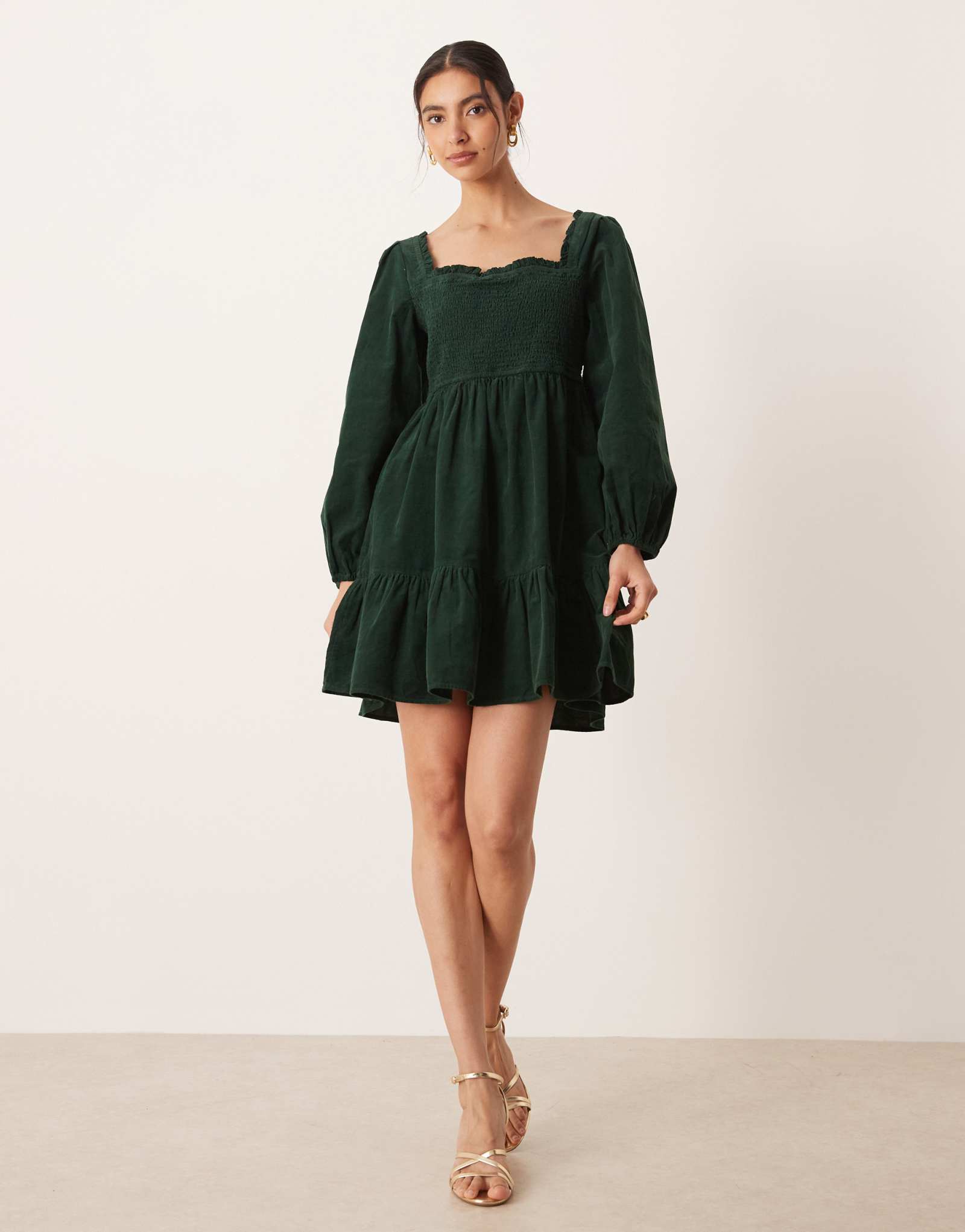 Мини-платье Nobody's Child Elsa с длинным рукавом темно-зеленого цвета