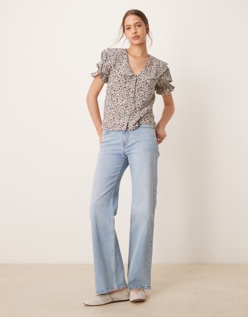 Nobody's Child – Emmie – Bluse in Cremeweiß mit Blümchenmuster, 2 von 4