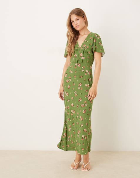 Nobody's Child Faith bow front midi tea dress in green floral - view 1