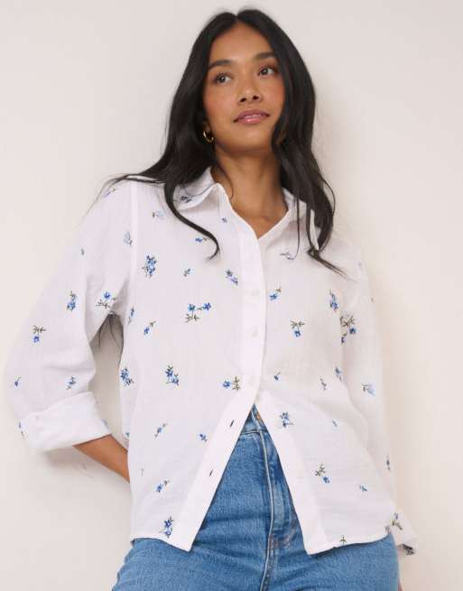 Nobody's Child Floral cotton embroidered blouse in white, 4 of 5