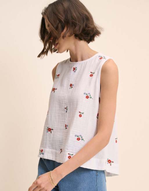 Nobody's Child Floral embroidered sleeveless swing top in cream, 2 of 5