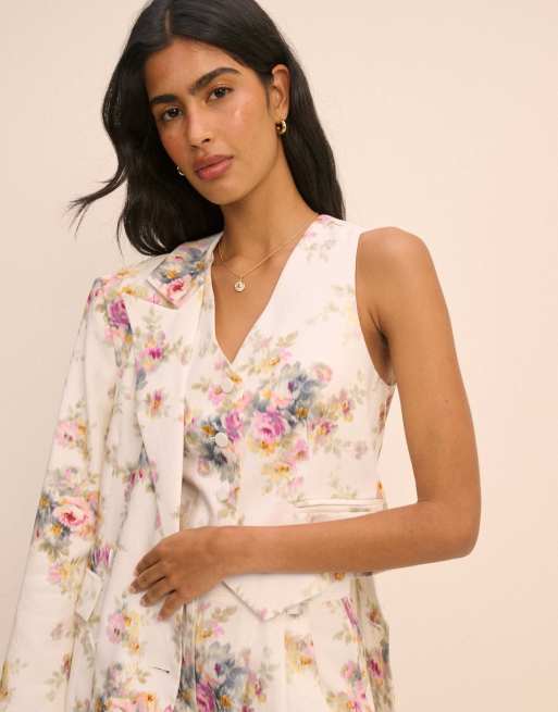 Nobody's Child Floral linen-blend tailored suki waistcoat in white, 5 of 7