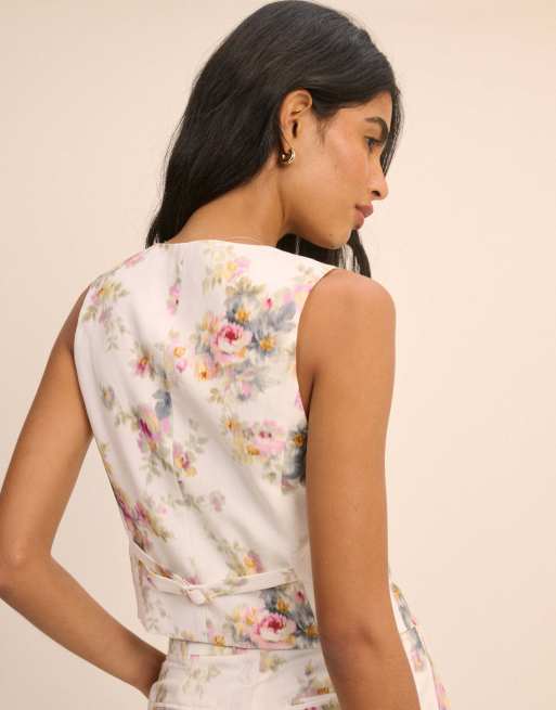 Nobody's Child Floral linen-blend tailored suki waistcoat in white, 6 of 7