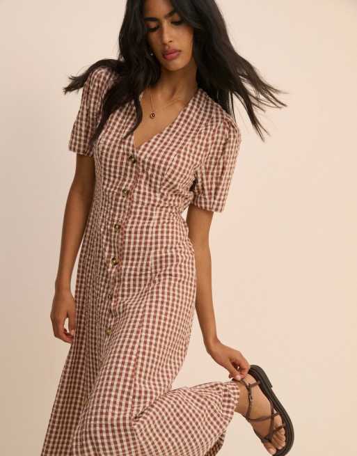 Nobody's Child Gingham button front zeyna midi dress in brown, 4 of 5