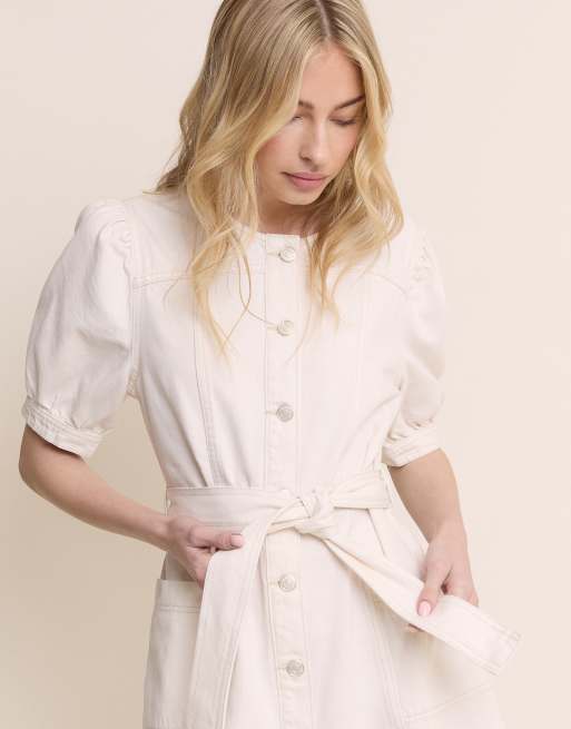 Nobody's Child - Hallie - Robe courte en denim de coton nouée à la taille avec manches bouffantes - Blanc, 2 de 4
