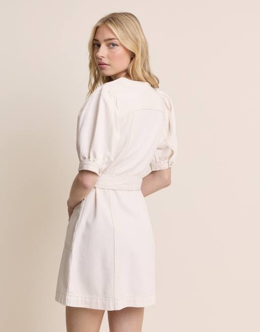 Nobody's Child - Hallie - Robe courte en denim de coton nouée à la taille avec manches bouffantes - Blanc, 3 de 4