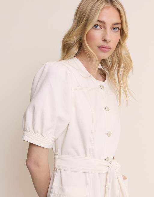 Nobody's Child - Hallie - Robe courte en denim de coton nouée à la taille avec manches bouffantes - Blanc, 4 de 4