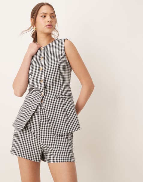 Nobody's Child Harper tailored shorts in mono gingham - part of a set - view 1