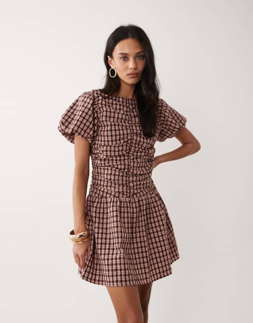 Nobody's Child Haven ruched front puff sleeve mini dress in red gingham, 2 of 4