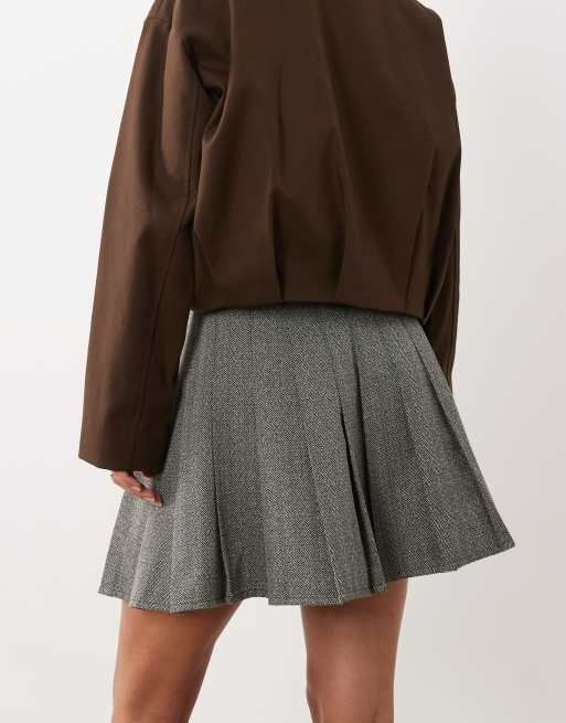 Nobody's Child herringbone high rise pleated mini skirt in grey, 3 of 5