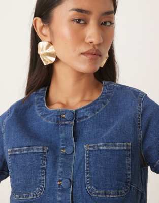 Nobody's Child Hettie Denim Cropped Shirt In Blue