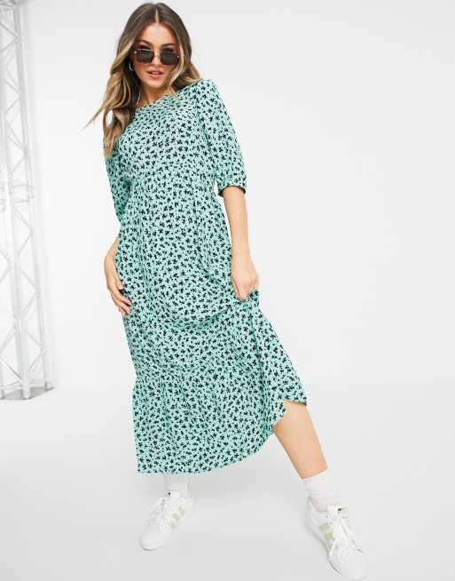 Nobody's Child – Hochgeschlossenes, gestuftes Maxikleid in Grün gepunktet