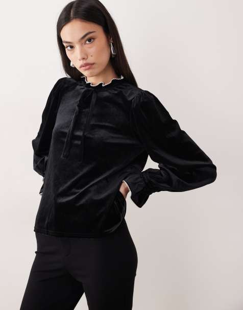 Nobody's Child - Hoogsluitende blouse met ruches in zwart - view 1