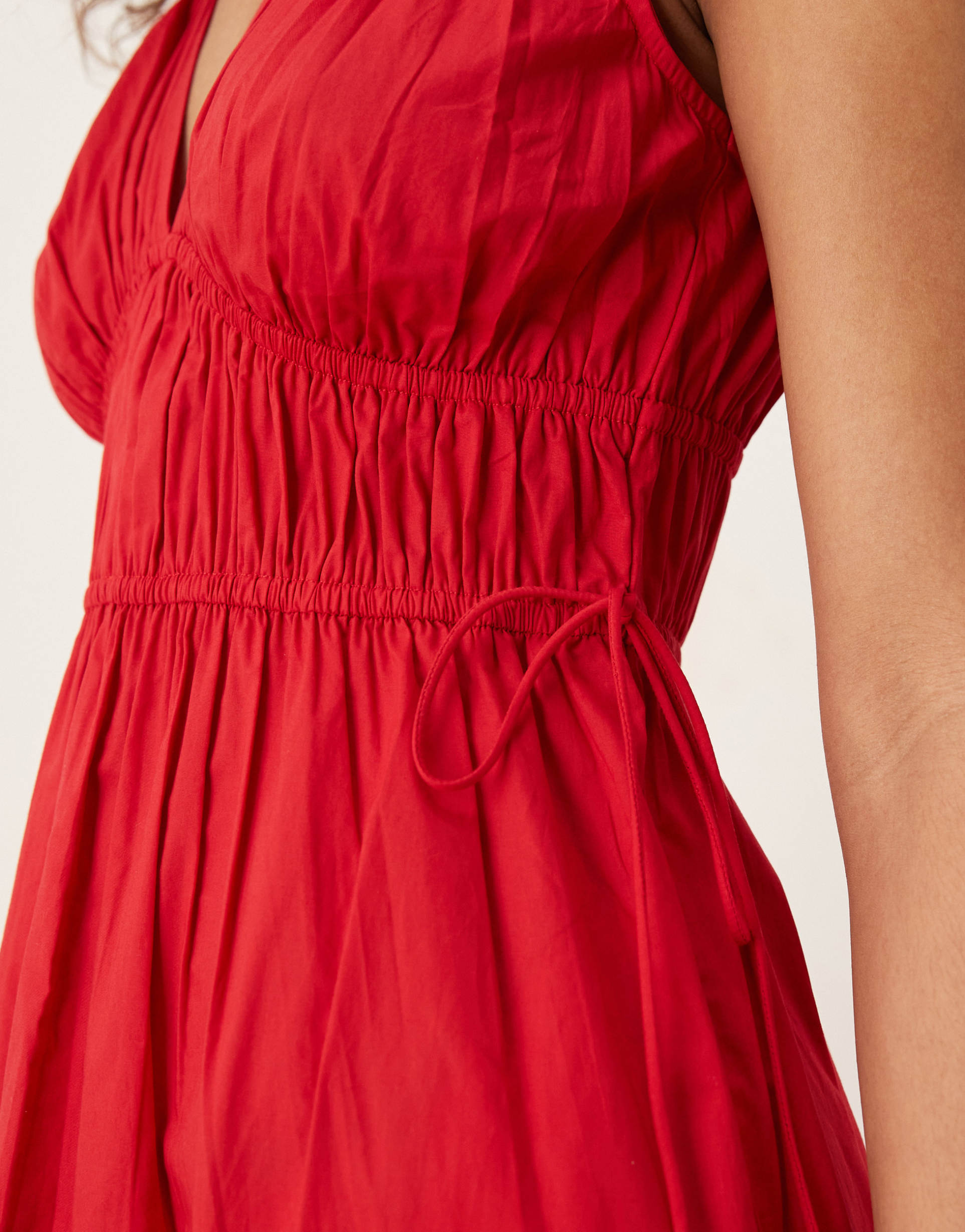 nobody's child ianthe tie detail v-neck midi dress in red