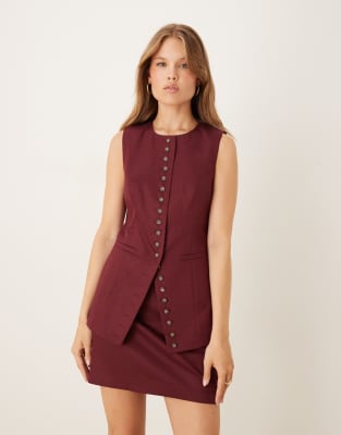 Nobody's Child Imogen Longline Vest In Brown