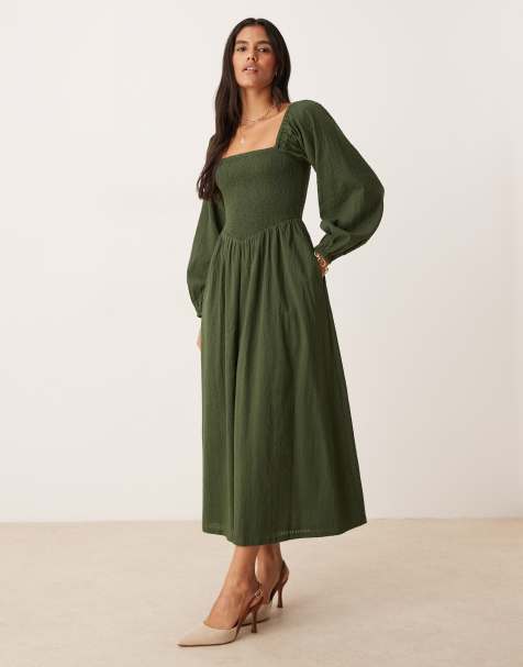 Nobody's Child – Imogen – Midikleid in Dunkelgrün mit V-Taille - view 1