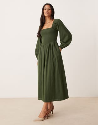 Nobody's Child Imogen v waist midi dress in dark green