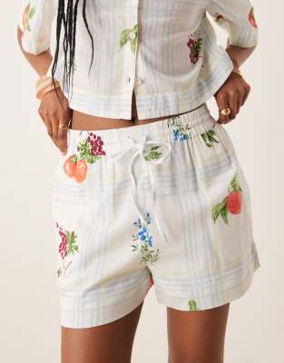 NOBODY'S CHILD JEN SHORTS 