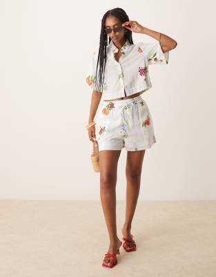 Nobody's Child - Jen - Shorts mit Karo- und Fruchtmuster, Kombiteil-Bunt