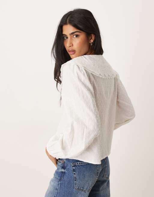 Nobody's Child Jolie broderie oversized collar textured tie front shirt in white, 2 of 4