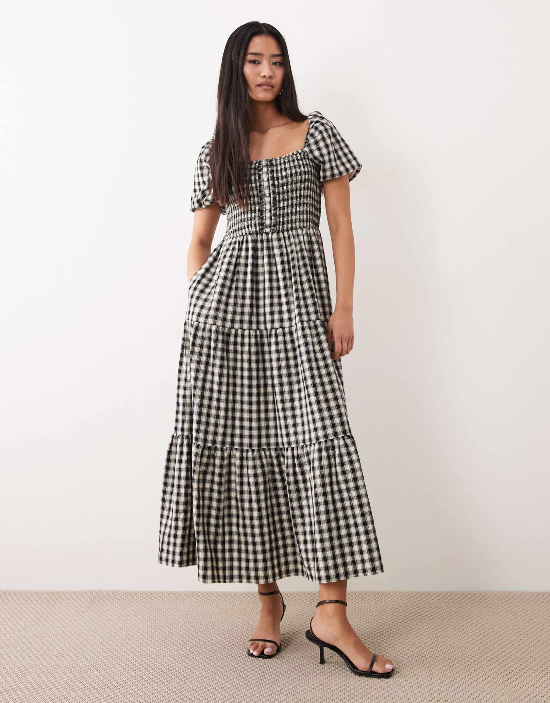nobody's child joss square neck puff sleeve tiered skirt midi dress in black gingham