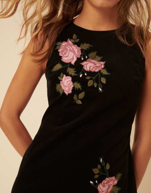 Nobody's Child - Kendall - Sort pinafore-minikjole med broderier i fløjl, 4 af 4