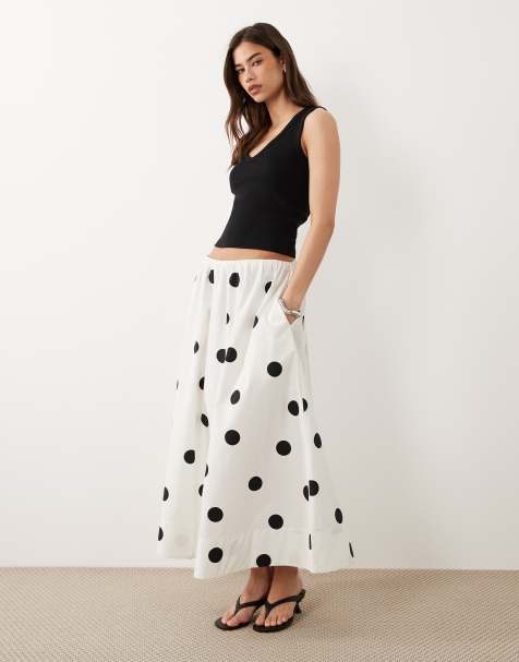 Nobody's Child Kitty cotton elasticated waist pocket detail maxi skirt in ivory polka dot - view 1