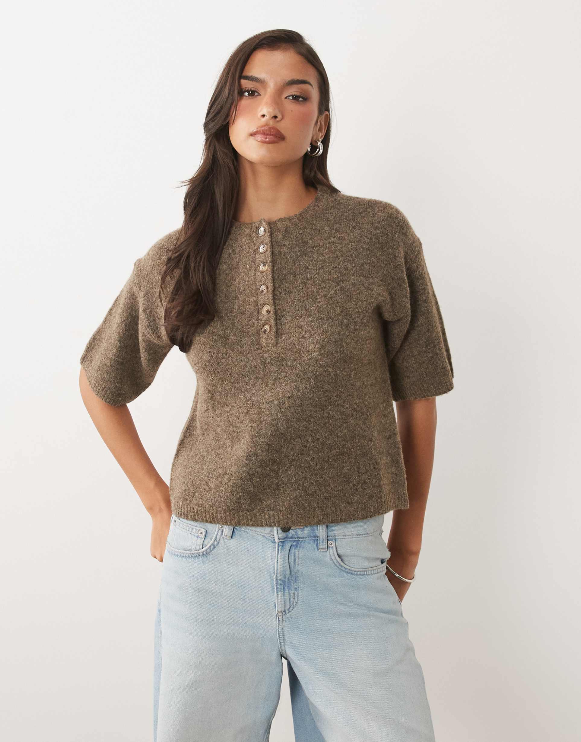 nobody's child knit crew neck short sleeve relaxed fit henley tee in brown