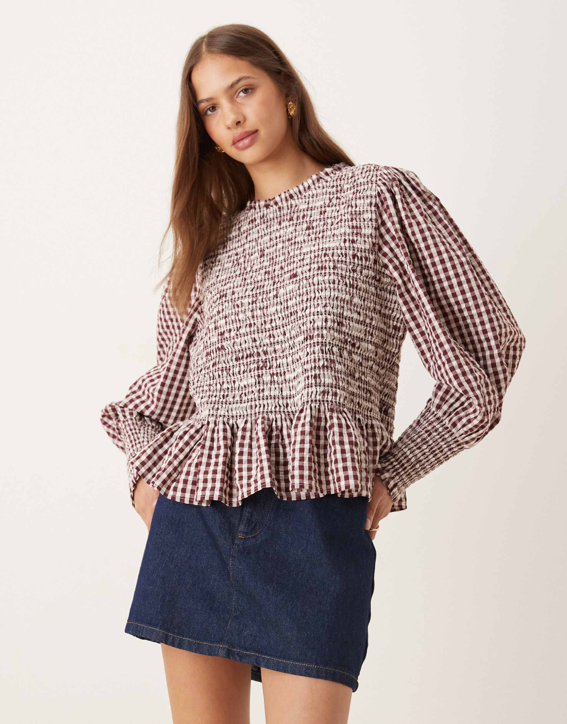 nobody's child knowles balloon sleeve shirred blouse in brown plaid