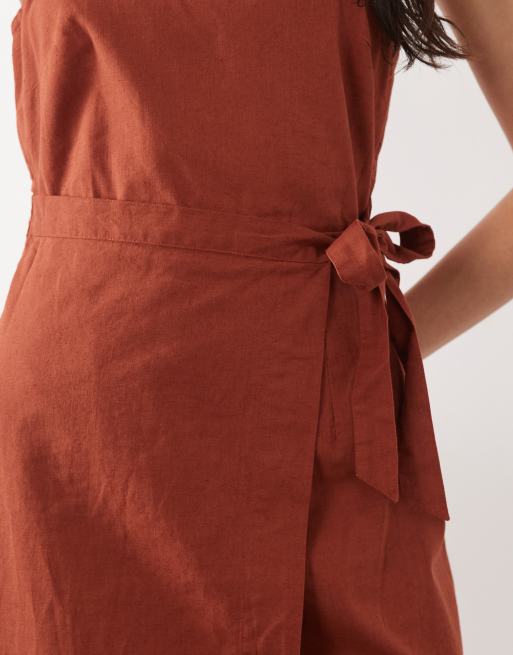 Nobody's Child Kourtney linen blend wrap front cami midi dress in brown, 3 of 4