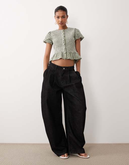 Nobody's Child Lana puff sleeve shirred bodice top in green