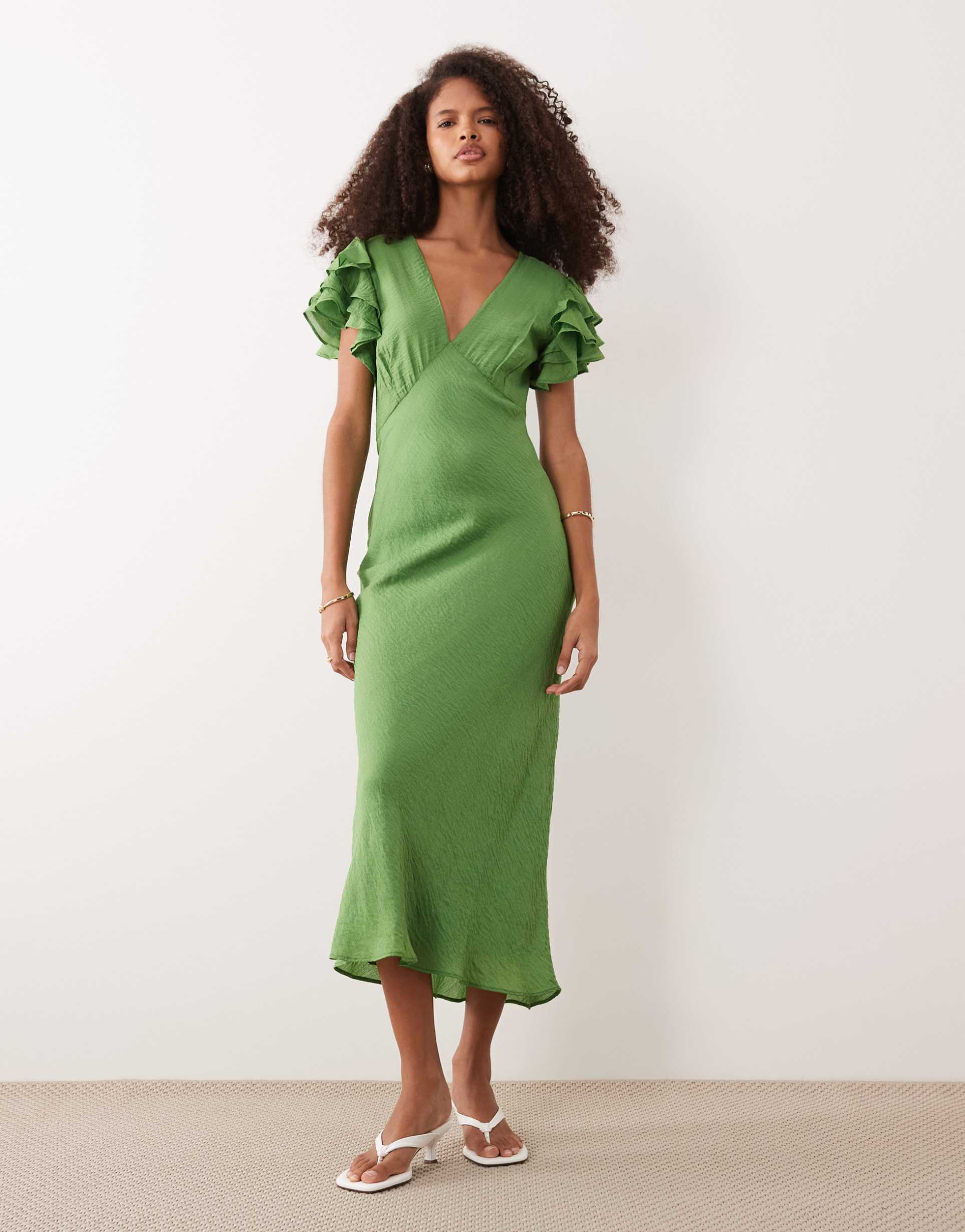 nobody's child layla ruffle cap sleeve v-neck midi dress in green