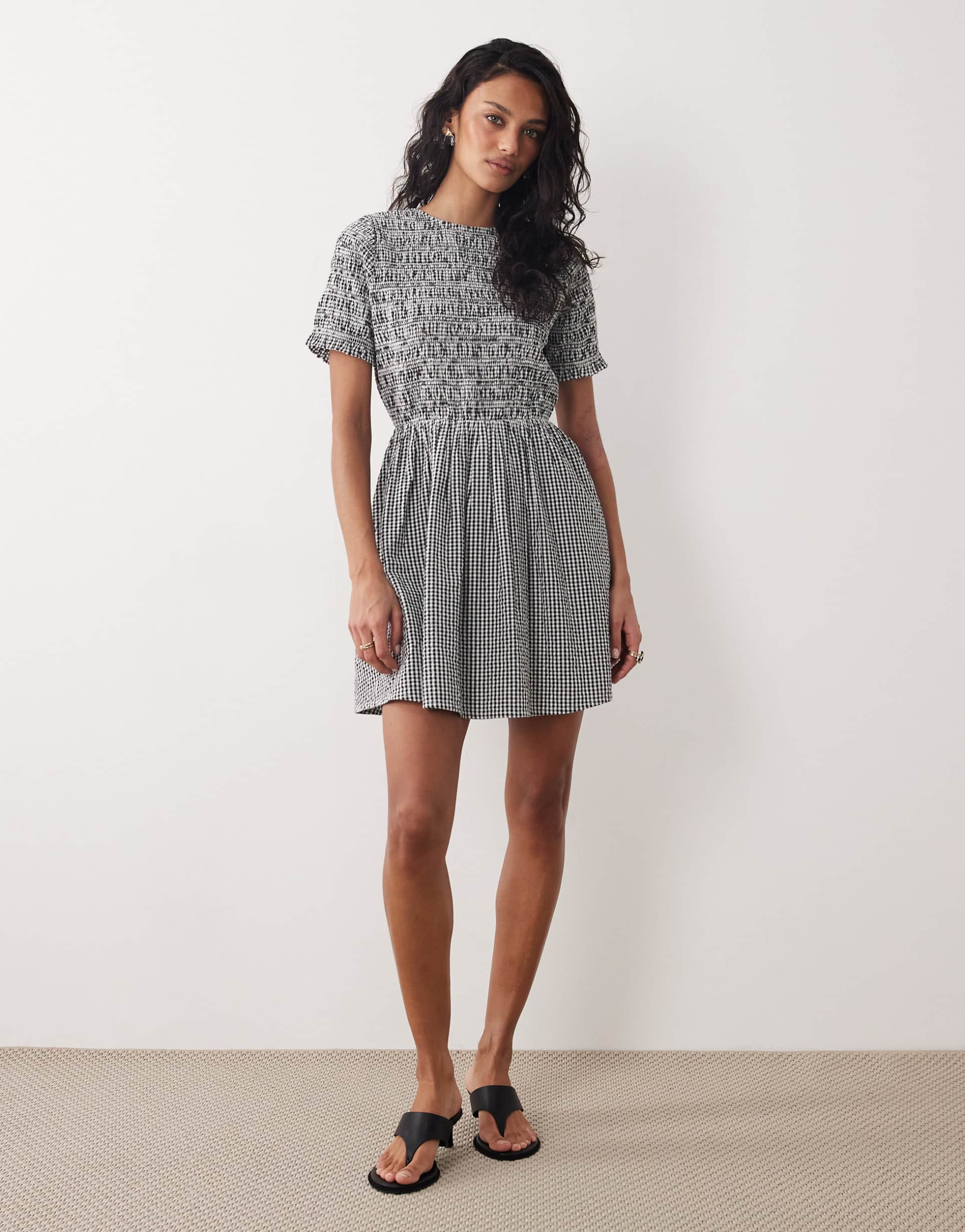 nobody's child leah bow back detailing shirred mini dress in black gingham