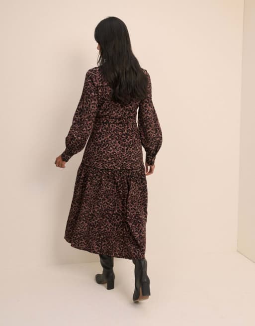 Nobody's Child Leopard print brooklyn shirt midi dress in brown, 2 of 5