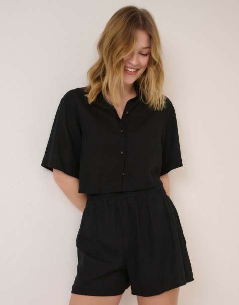 Nobody's Child Linen-blend cropped shirt in black - view 1