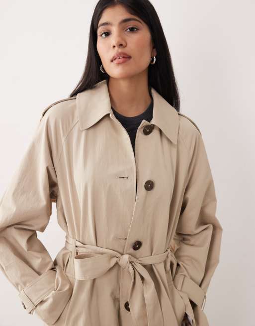 Nobody's Child – Ljusbeige trenchcoat med cape baktill och knytskärp, 3 av 4