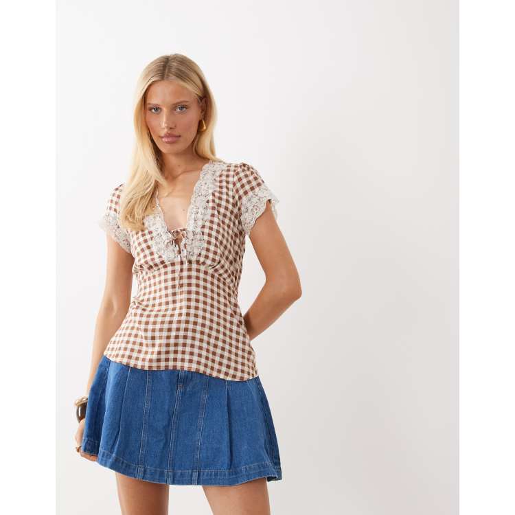 Nobody's Child Maeve v-neck lace trim short sleeve blouse in brown