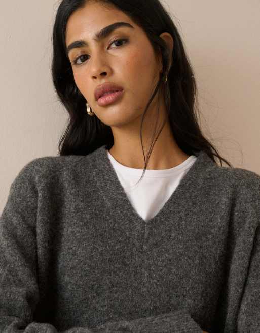 Nobody's Child Marl v-neck longline jumper in grey, 2 of 5